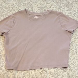 Hollister Women's Light Purple Short Sleeve Tee